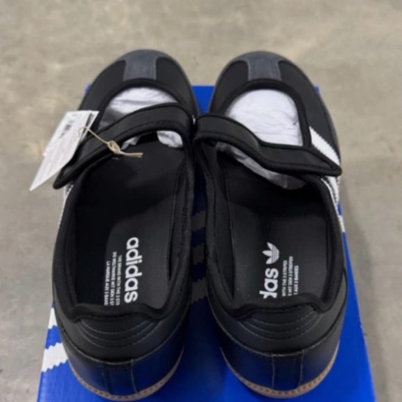 adidas Black and Gray Women's Sneakers with White Stripes - Picture 5 of 6